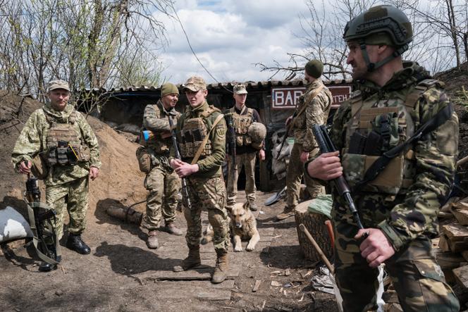 Les Stratèges Militaires Britanniques au Coeur de la Guerre en Ukraine