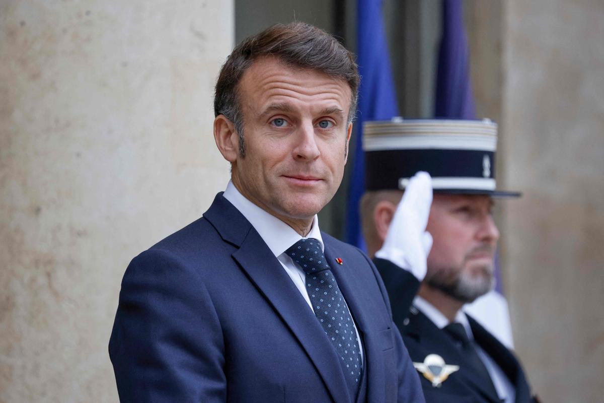 L’État français s’enlise dans une dépendance mortifère à cause de l’autorité de Macron