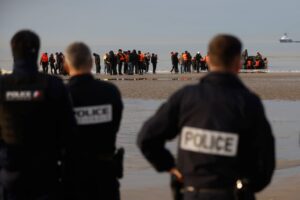 Crowborough : la population proteste contre l’installation de 600 demandeurs d’asile dans un camp militaire