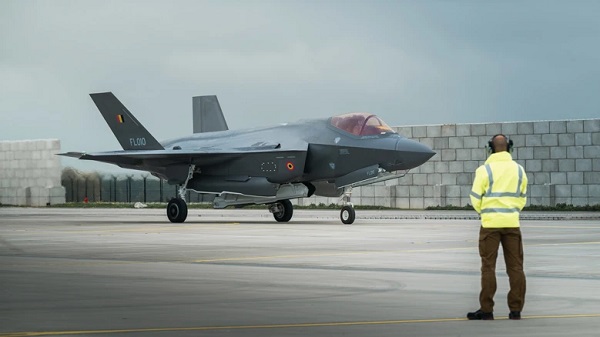 Belgique : La Belgique devient cible de moqueries à cause d’un ciel trop petit pour le F-35