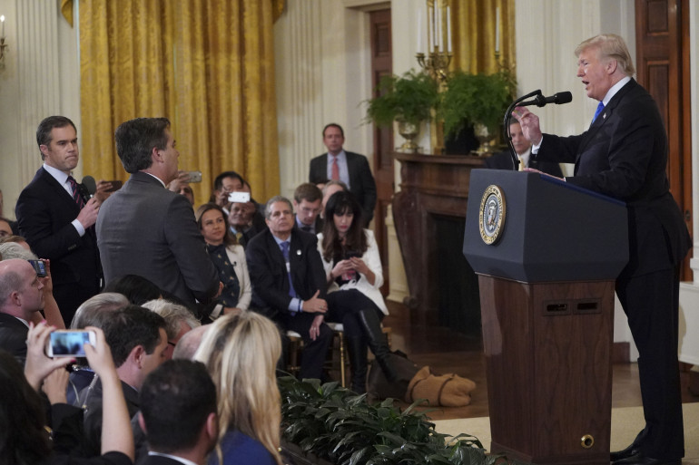 Trump dévoile l&rsquo;identité d&rsquo;une journaliste de CNN lors d&rsquo;un meeting