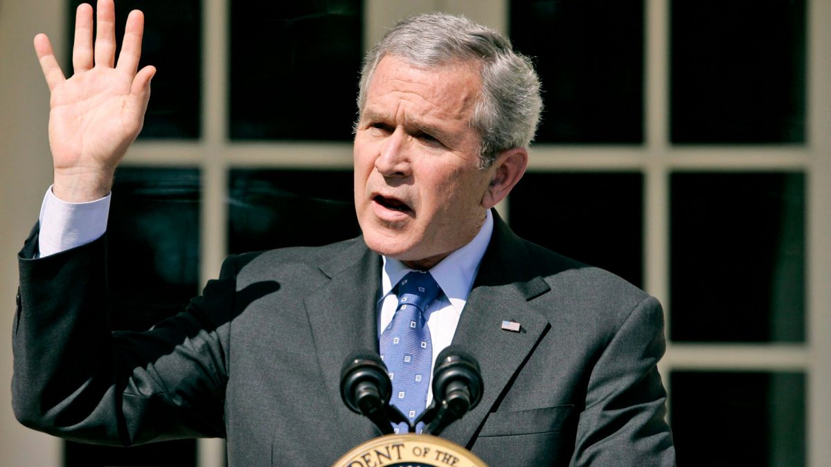 Une figure clé de l’administration Bush Jr dévoile des éléments troublants sur les liens entre la perte de trillions et les mesures sanitaires